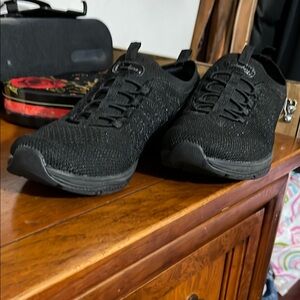 Womans Black Athletic Shoes